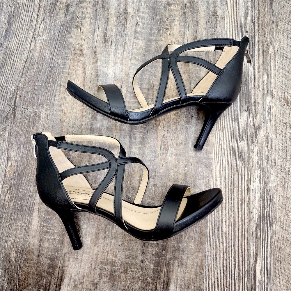Life Stride Black Strappy Heels *BRAND NEW*